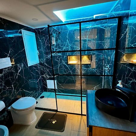 Fl Black Diamond Neapel Exterior foto